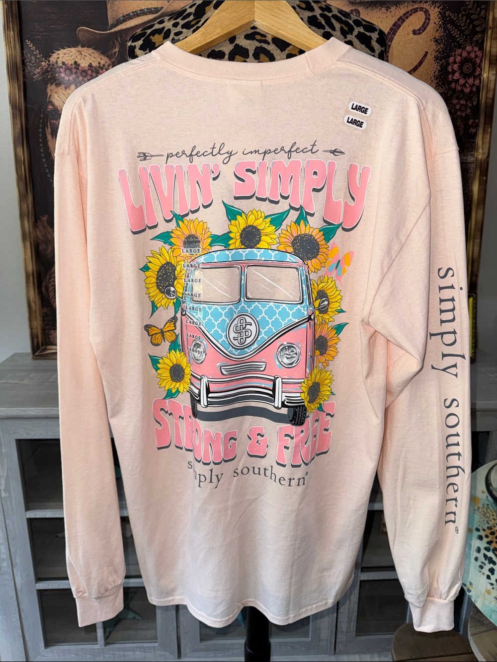 NWT SIMPLY SOUTHERN Size Large VW Sunflower Van Long-Sleeve Tee